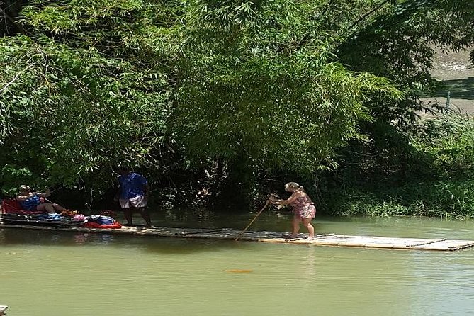 Private Shuttle Transport to Martha Brae River Rafting From Montego Bay - Notes for Cruise Ship Passengers