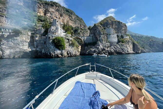 Private Tour by 40CV Boat From Salerno to Amalfi and Positano - Boat Specifications