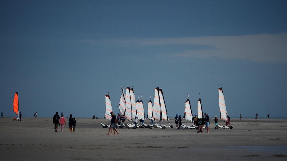 Sand Yachting Lesson On The Berck Beach - What to Expect During the Lesson