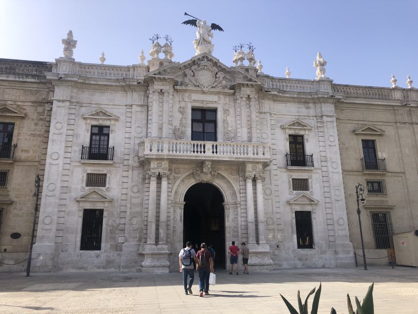 Seville: City Highlights Private Walking Tour - Important Meeting Information