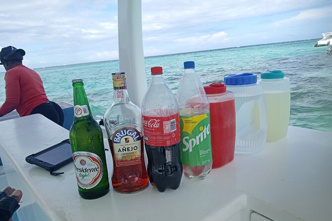 Shared Party Boat Cruise & Snorkel in Wonderful Time in Paradisea - Activity Ratings and Reviews