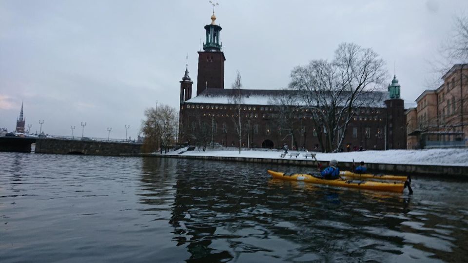 Stockholm: Winter City Kayaking Tour - Exploring Stockholm by Kayak