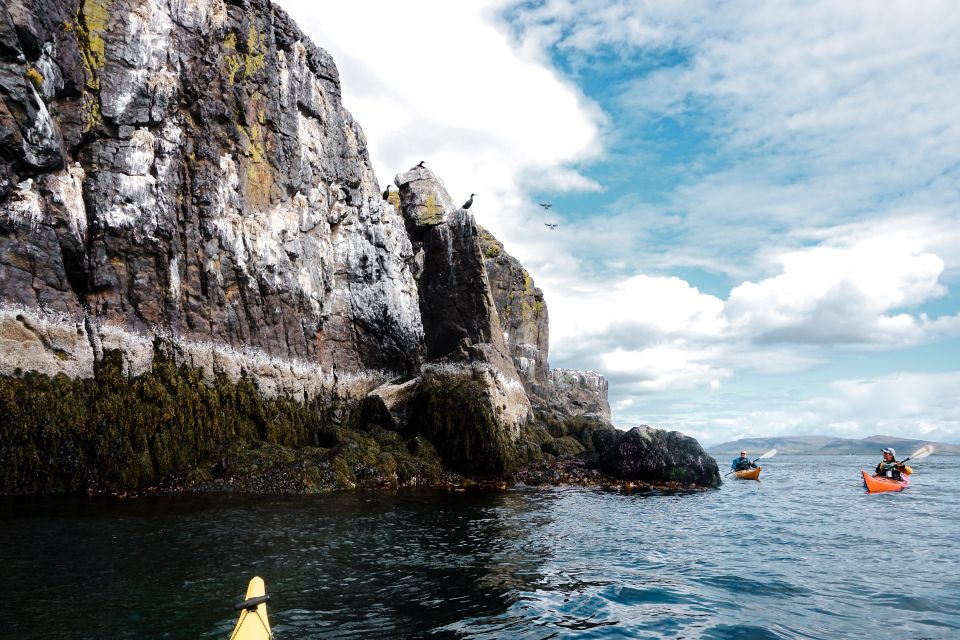 Stykkishólmur: 2-Hour Sea Kayak Tour - Explore Mysterious Shipwrecks