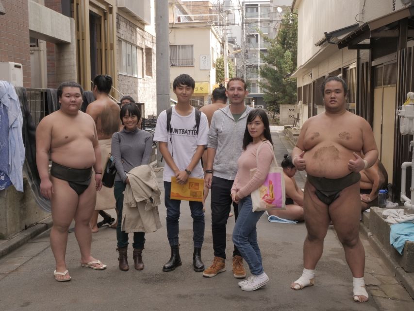 Tokyo: Sumo Morning Practice Tour in Ryogoku - Group Size