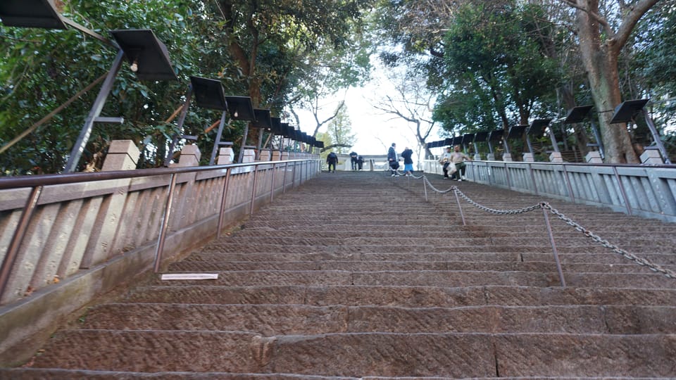 Top 3 Hidden Tokyo Tower Photo Spots and Local Shrine Tour - Meeting and Identification