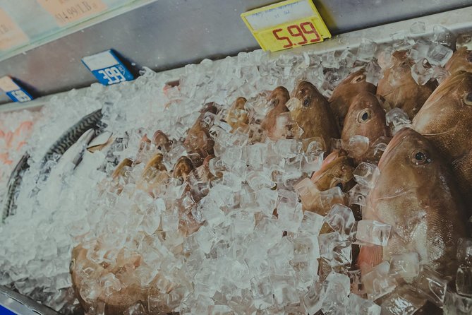 Under the Surface of Montreals Chinatown: Guided Food Walking Tour - Glimpse Behind the Scenes at a Grocery Store