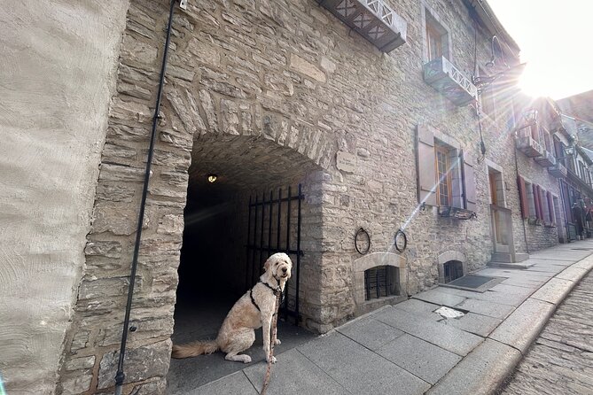 Walking Tour: Crimes, Revelations & Anecdotes in Quebec - Confirmation, Changes, and Cancellations