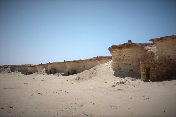 West Coast Tour, Zekreet, Richard Serra Sculpture, Mushroom Rock Formation - Richard Serras Sculpture