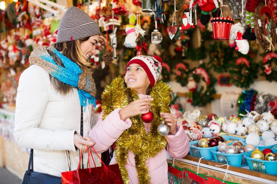 Zell Am See Christmas Magic: a Private Walking Tour - Tour Experience