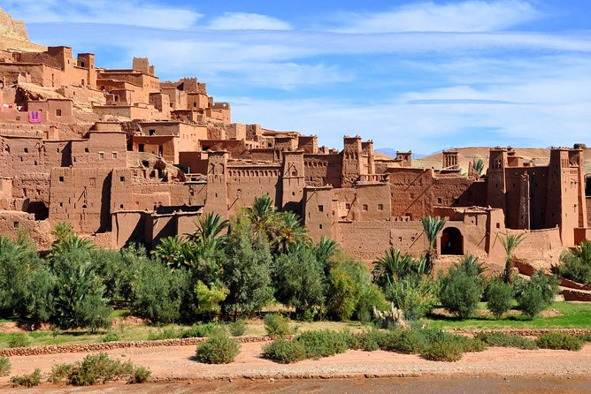 2-Day Zagora Desert Tour From Marrakech - Local Cuisine and Handicrafts