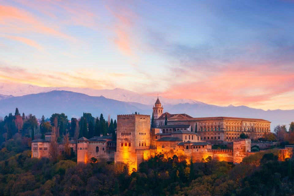 Alhambra, Nasrid Palaces, and Generalife 3-Hour Guided Tour - Highlights of the Tour