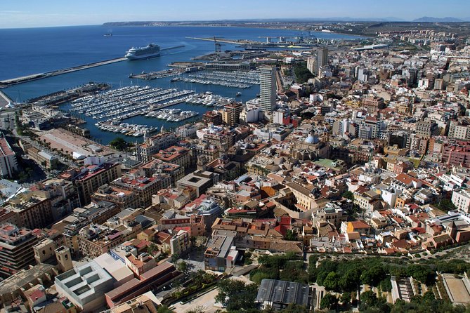 Alicante Private Walking Tour - Admiring Architectural Gems