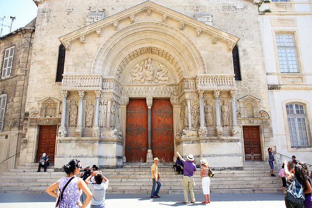 Arles 2-Hour Private Walking Tour - Van Goghs Stay in Arles