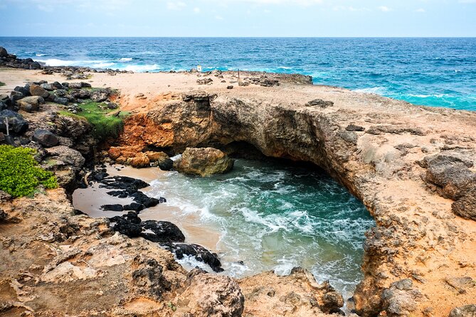 Aruba Off-Road Safari Tour to Natural Pool - Exploring the Natural Bridge