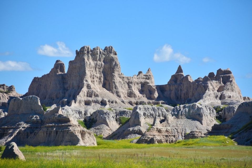 Badlands National Park Private Tour - Discovering Badlands Formations