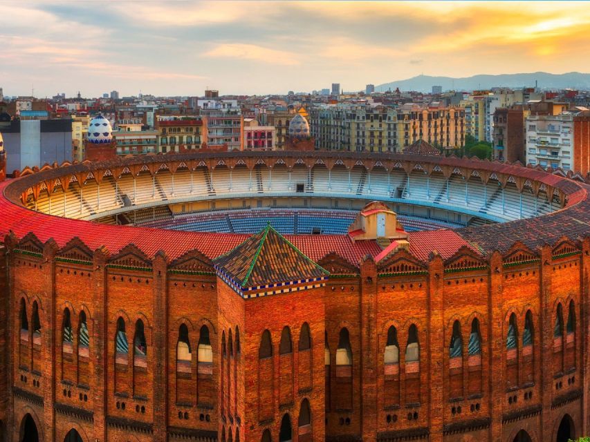 Barcelona: Full-Day Personalized City Tour - Exploring Barcelonas Landmarks