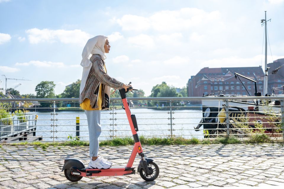 Berlin: Top Sights Guided E-Scooter Tour - Preparing for the Tour