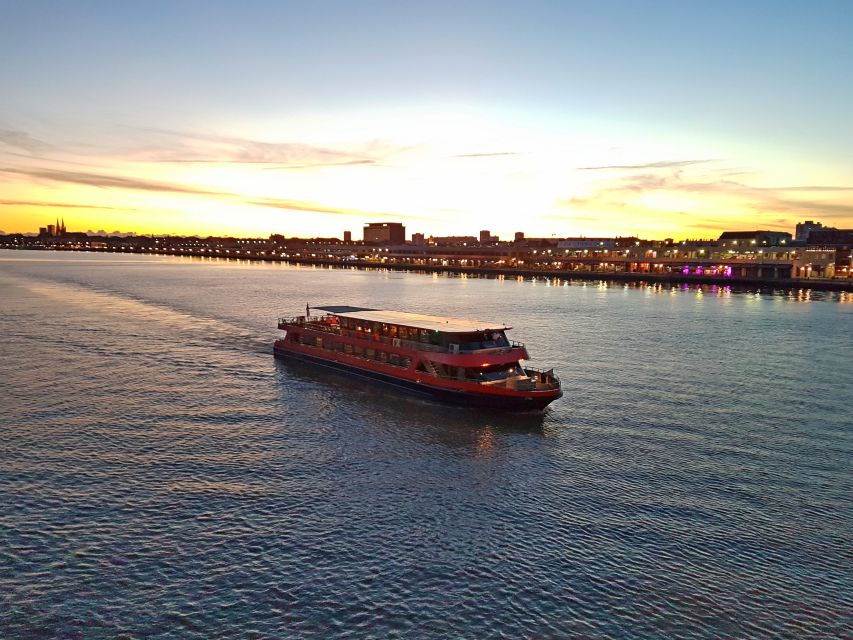 Bordeaux: 2-Hour River Dinner Cruise - Accessibility for Wheelchair Users