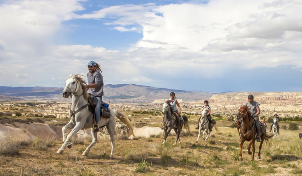 Cappadocia: Sunset or Daytime Horse Riding Tour - Duration and Timing