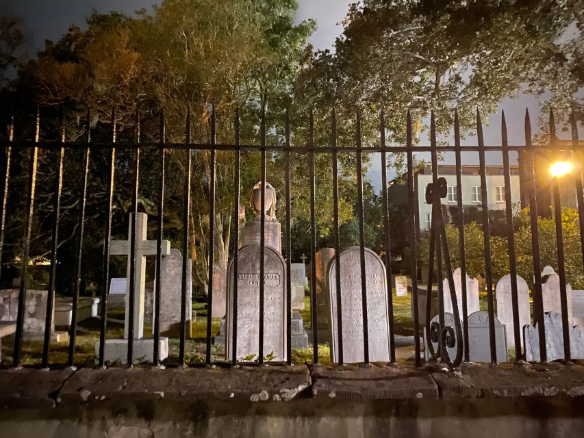 Charleston: Real Hauntings of Charleston Guided Tour - Group Size and Duration