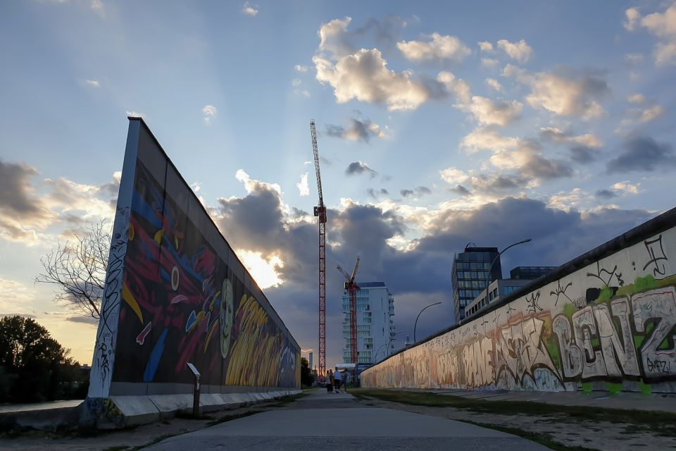 East Berlin and the Wall: Walking Tour - Discovering Berlin East