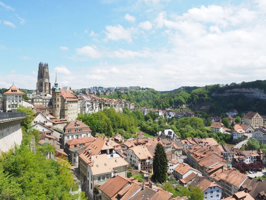 Fribourg - Old Town Historic Guided Tour - Formula 1 Driver Jo Siffert