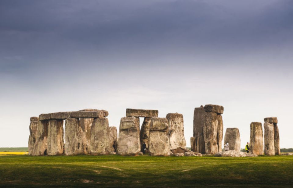 From London: Windsor, Stonehenge, Bath & Oxford 2-Day Tour - Day 2 Highlights