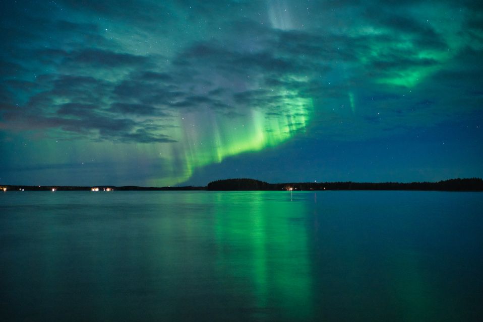 From Rovaniemi: Northern Lights Experience With Campfire - Laplands Lush Beauty