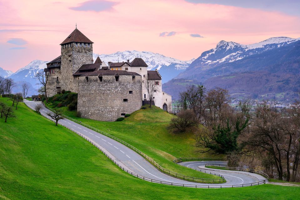 From Zurich: Private 4 Countries in 1 Full-Day Tour - Festive Stein Am Rhein