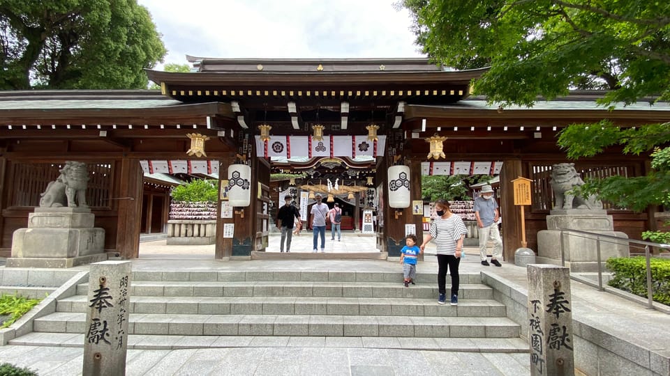 Fukuoka: Port Tower, Old Hakata, and Architectural Wonders - Suiko Tenmangu Shrine and Alley