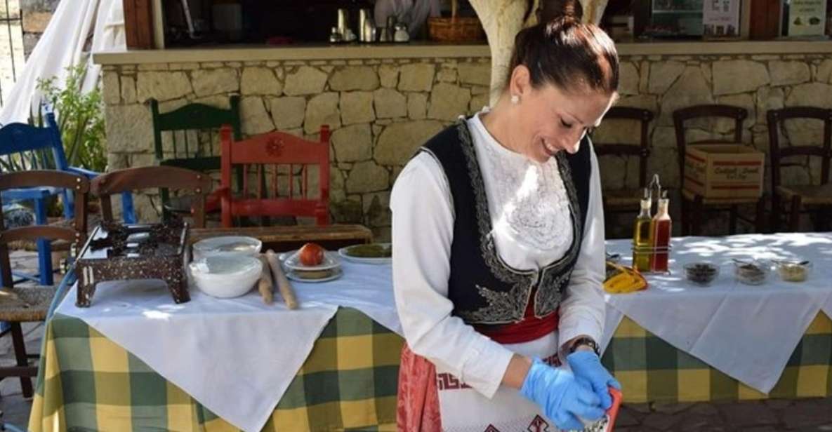 Heraklion: Cretan Cooking Lesson With Lunch in Arolithos - Cooking Class Details