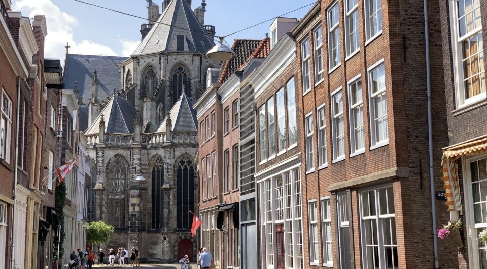 Historical Dordrecht: Private Tour With Local Guide - Explore Dordrecht