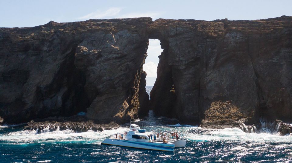 Kauai: Niihau and Na Pali Coast Full-Day Boat Tour - Weather and Route Variations