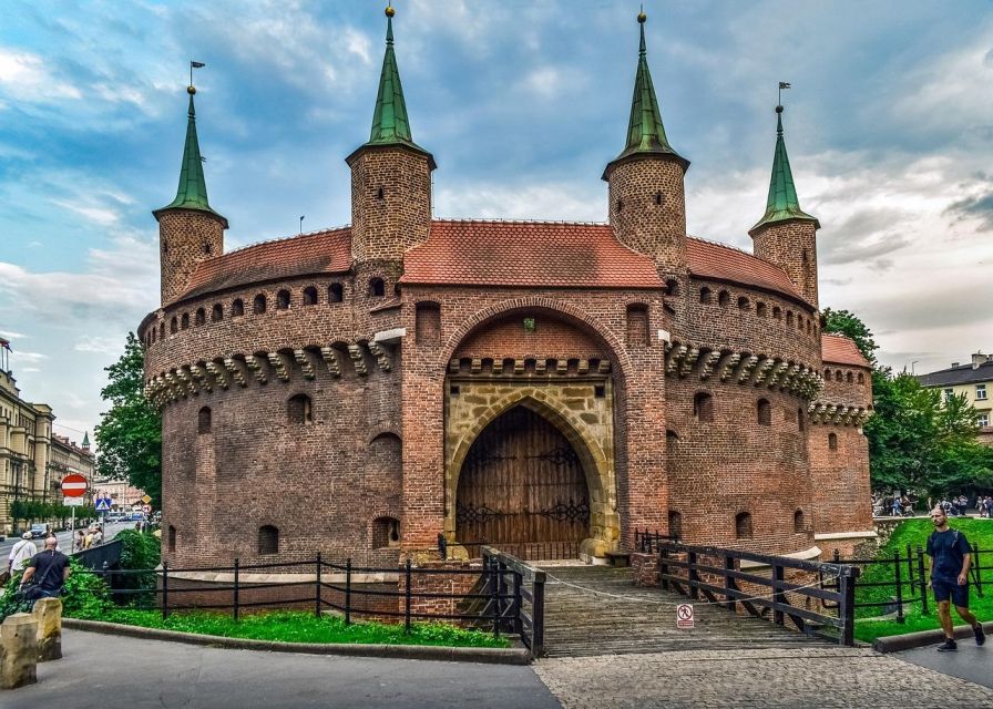 Krakow: Self-Guided Audio Tour - Exploring Krakows Vibrant History