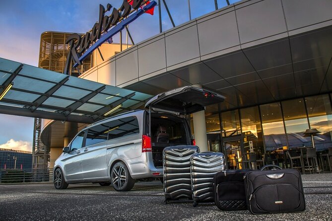 London Heathrow Airport (LHR) to Lincolnshire Luxury Transfers - Cancellation and Confirmation Policy