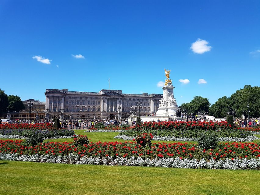 London: Westminster Walking Tour & St Pauls Cathedral Entry - Starting Location