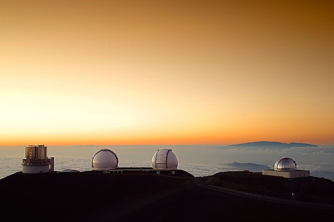 Mauna Kea Summit and Stars Small-Group Adventure Tour - Knowledgeable and Engaging Guides