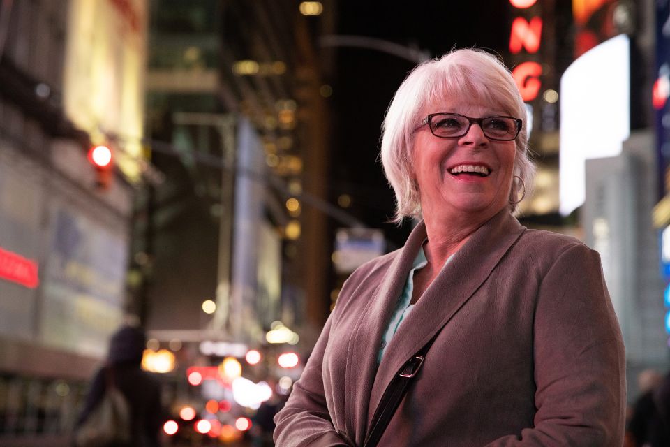 New York: Times Square Professional Photoshoot - Capturing the Vibrant Atmosphere