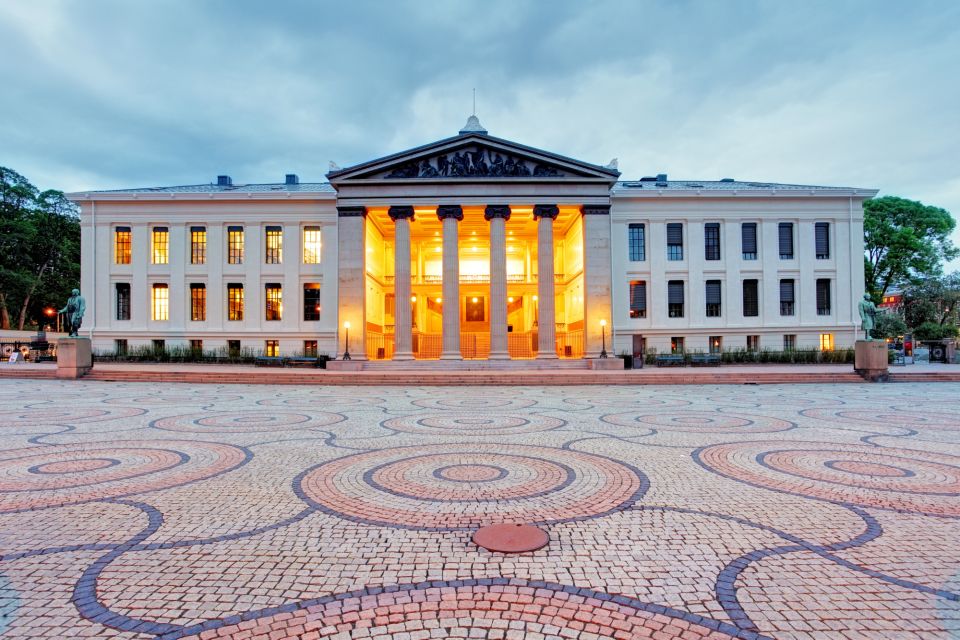 Oslo: First Discovery Walk and Reading Walking Tour - Discovering Hidden Gems