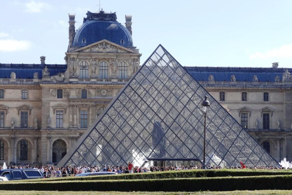 Paris: Private Walking Tour in English - Palais Garnier and Phantom of the Opera