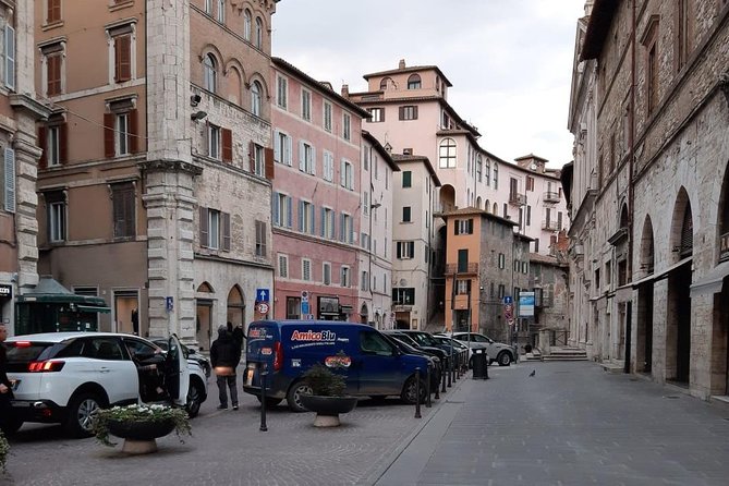 Perugia Private Walking Tour With Licensed Guide - Whats Included and Not