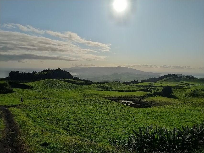 Ponta Delgada: Sete Cidades & Lagoa Do Fogo Tour With Lunch - Frequently Asked Questions