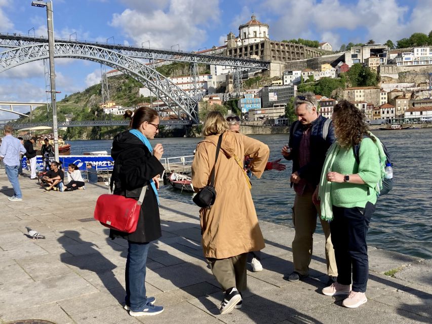 Port Wine & Wine Walking Tour With Culture - Meeting Point and Start