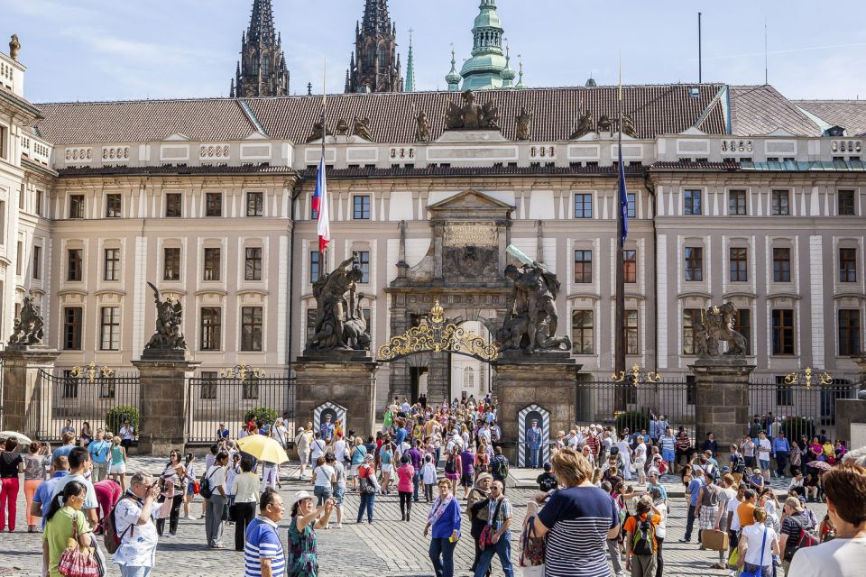 Prague: Skip-the-line Castle Ticket and Optional Audio Guide - Meeting Point Location