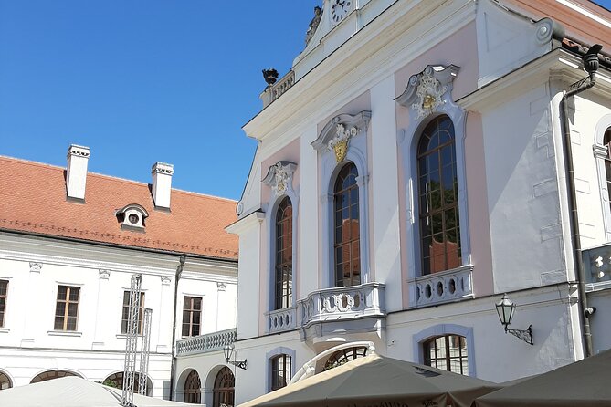 Private Sissi Castle Tour - Strolling the Palace Gardens