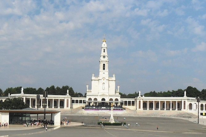 Private Tour to Fatima From Lisbon - Tour Exclusions