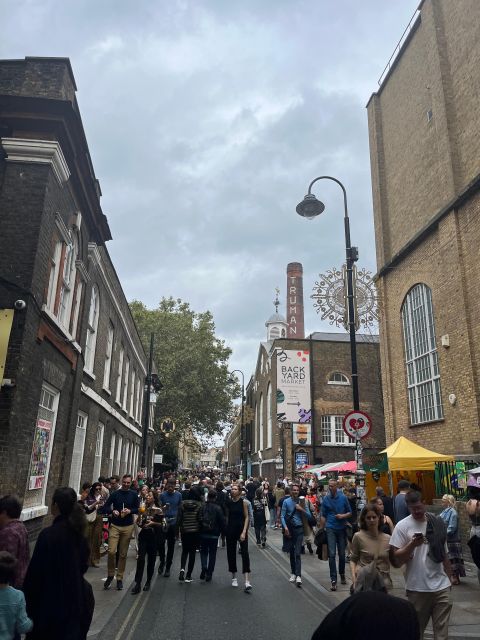 Shoreditch, East End Street Art Tour Best Graffiti and Art. - East End History