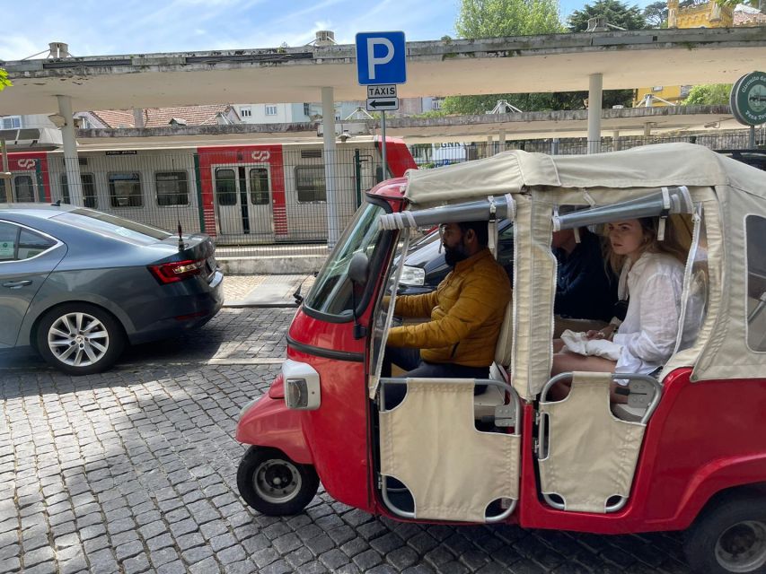 Sintra: -Sintra Sightseeing Tour With Tuk Tuk (1hr) - Free Cancellation