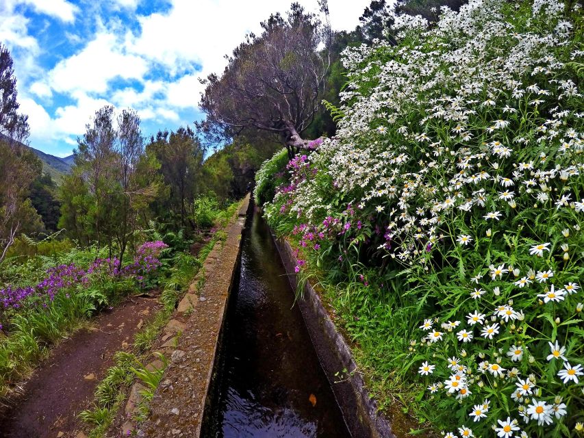 Small Group Walks Rabaçal 25 Fontes - Location and Duration