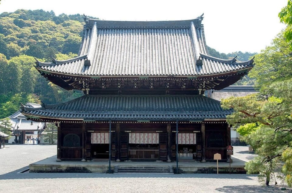 Special Viewing With Priests at Kyoto Sennyu-Ji Temple - Respect for Cultural Treasures